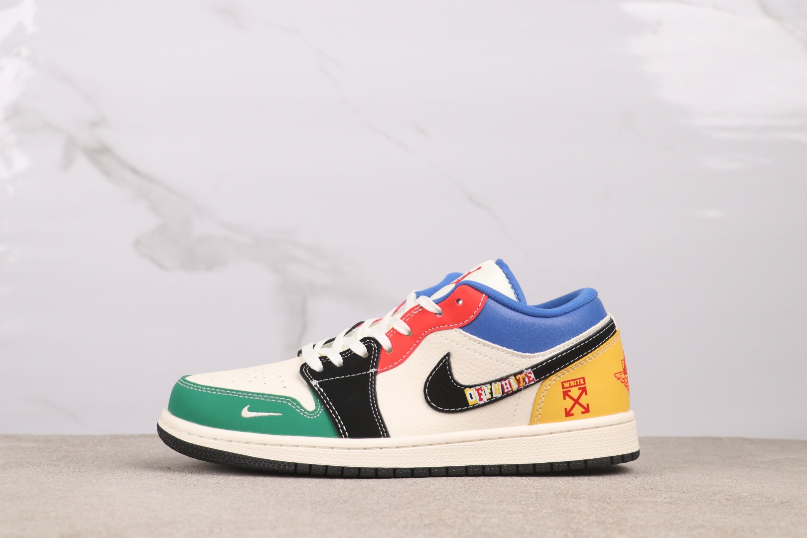 20251115/Nike_251115-2